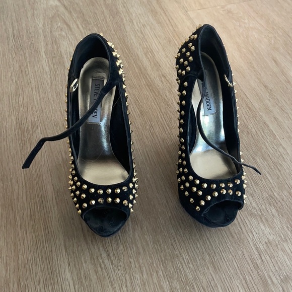 Steve Madden Gold Spikes - Picture 2 of 5